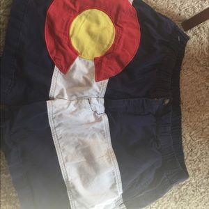 Chubbies men’s M colorado flag shorts